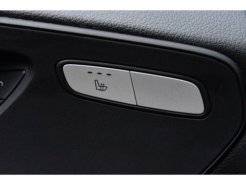 Mercedes-Benz Vito 119 CDI L2 DC Black Edition Camera, Cruise, LED, Carplay, Automaat, Stoelverwarming, 190pk, Trekhaak, Uniek!