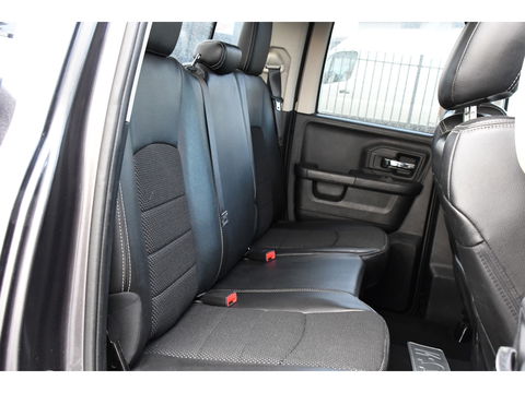 Dodge Ram 1500 5.7 V8 Quad Cab 6'4 Cruise, Camera, 402pk, Automaat, 3500kg, Trekhaak, Stoelverwarming, Leder, Multimedia, Sensoren, Uniek!