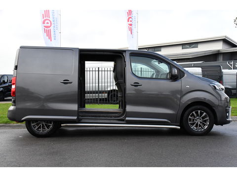 Toyota ProAce Worker 2.0 D-4D Professional Full Options, Camera, Cruise, 2 x Schuifdeur, Clima, Keyless, Multimedia, Trekhaak, Sensoren, 150pk, Uniek!