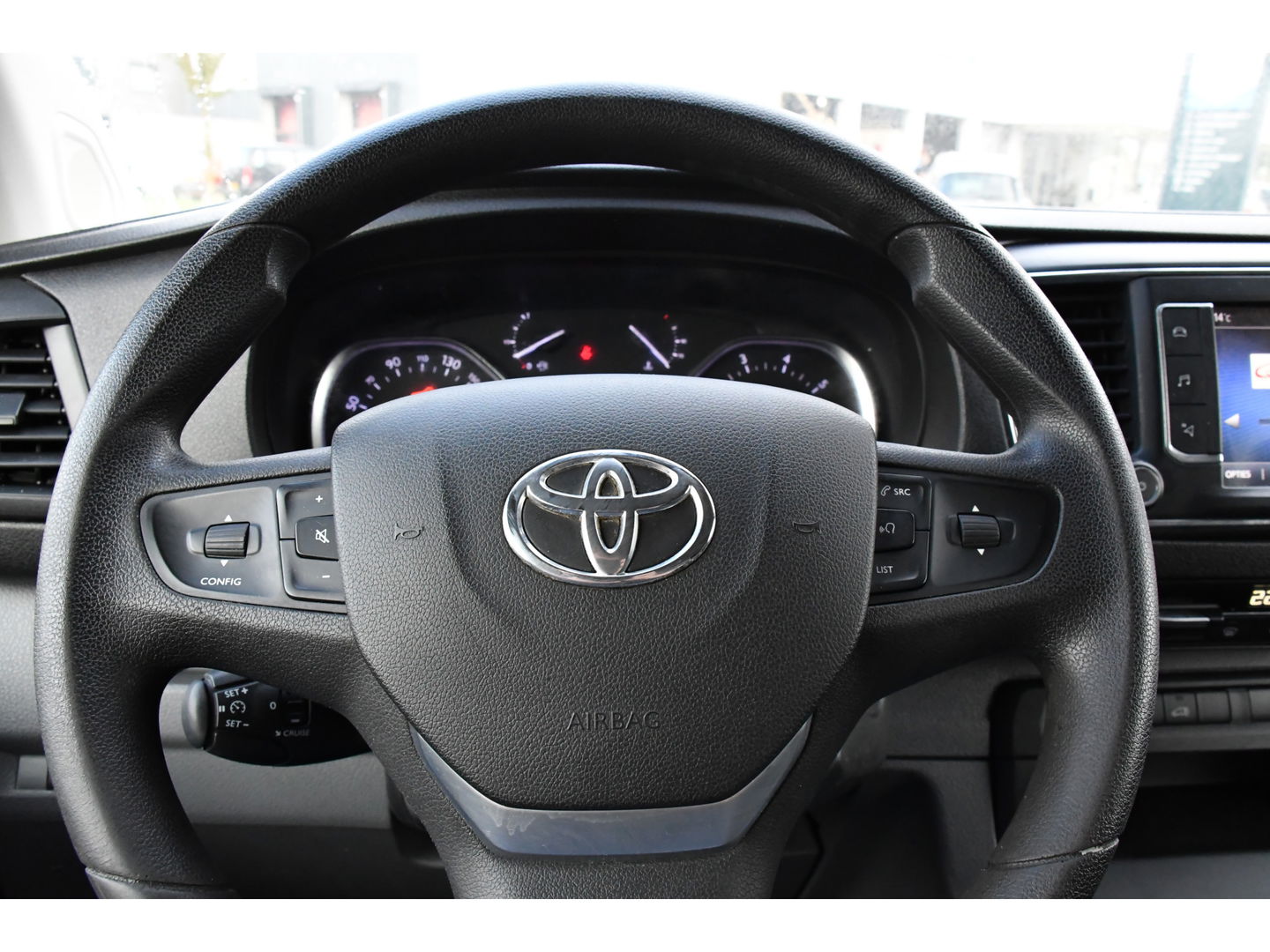 Toyota ProAce Worker 2.0 D-4D Professional Full Options, Camera, Cruise, 2 x Schuifdeur, Clima, Keyless, Multimedia, Trekhaak, Sensoren, 150pk, Uniek!