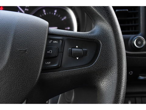 Toyota ProAce Worker 2.0 D-4D Professional Full Options, Camera, Cruise, 2 x Schuifdeur, Clima, Keyless, Multimedia, Trekhaak, Sensoren, 150pk, Uniek!