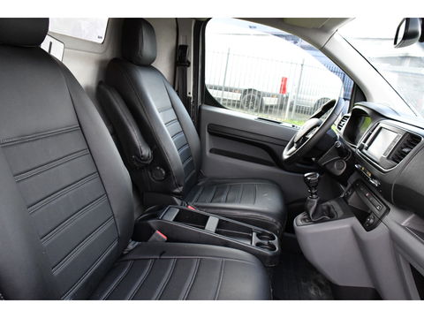 Toyota ProAce Worker 2.0 D-4D Professional Full Options, Camera, Cruise, 2 x Schuifdeur, Clima, Keyless, Multimedia, Trekhaak, Sensoren, 150pk, Uniek!
