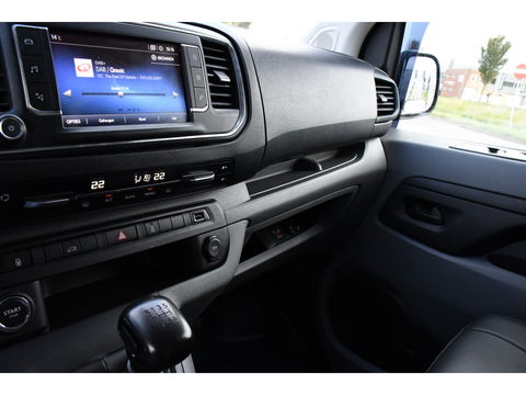 Toyota ProAce Worker 2.0 D-4D Professional Full Options, Camera, Cruise, 2 x Schuifdeur, Clima, Keyless, Multimedia, Trekhaak, Sensoren, 150pk, Uniek!