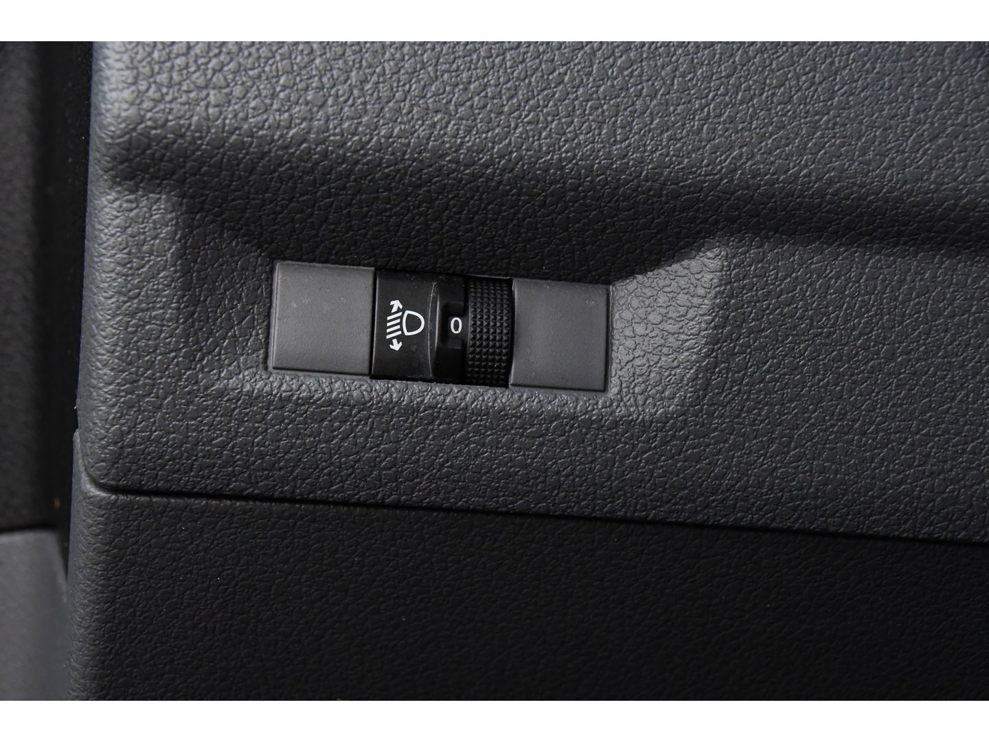 Toyota ProAce Worker 2.0 D-4D Professional Full Options, Camera, Cruise, 2 x Schuifdeur, Clima, Keyless, Multimedia, Trekhaak, Sensoren, 150pk, Uniek!