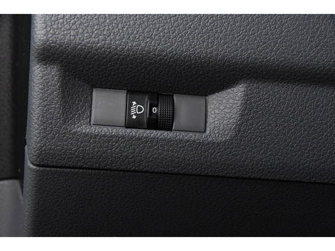 Toyota ProAce Worker 2.0 D-4D Professional Full Options, Camera, Cruise, 2 x Schuifdeur, Clima, Keyless, Multimedia, Trekhaak, Sensoren, 150pk, Uniek!