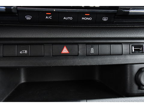 Toyota ProAce Worker 2.0 D-4D Professional Full Options, Camera, Cruise, 2 x Schuifdeur, Clima, Keyless, Multimedia, Trekhaak, Sensoren, 150pk, Uniek!