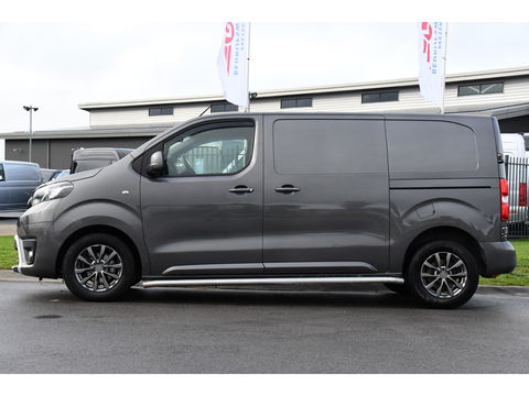 Toyota ProAce Worker 2.0 D-4D Professional Full Options, Camera, Cruise, 2 x Schuifdeur, Clima, Keyless, Multimedia, Trekhaak, Sensoren, 150pk, Uniek!
