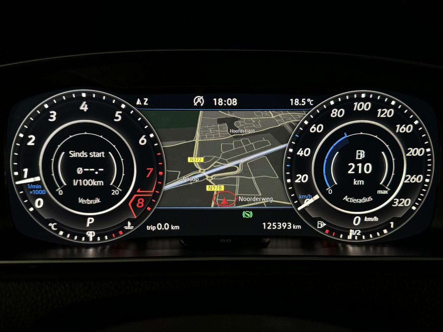 Volkswagen Golf 2.0 TSI R 4Motion Pano Virtual Miltek Leer Carplay