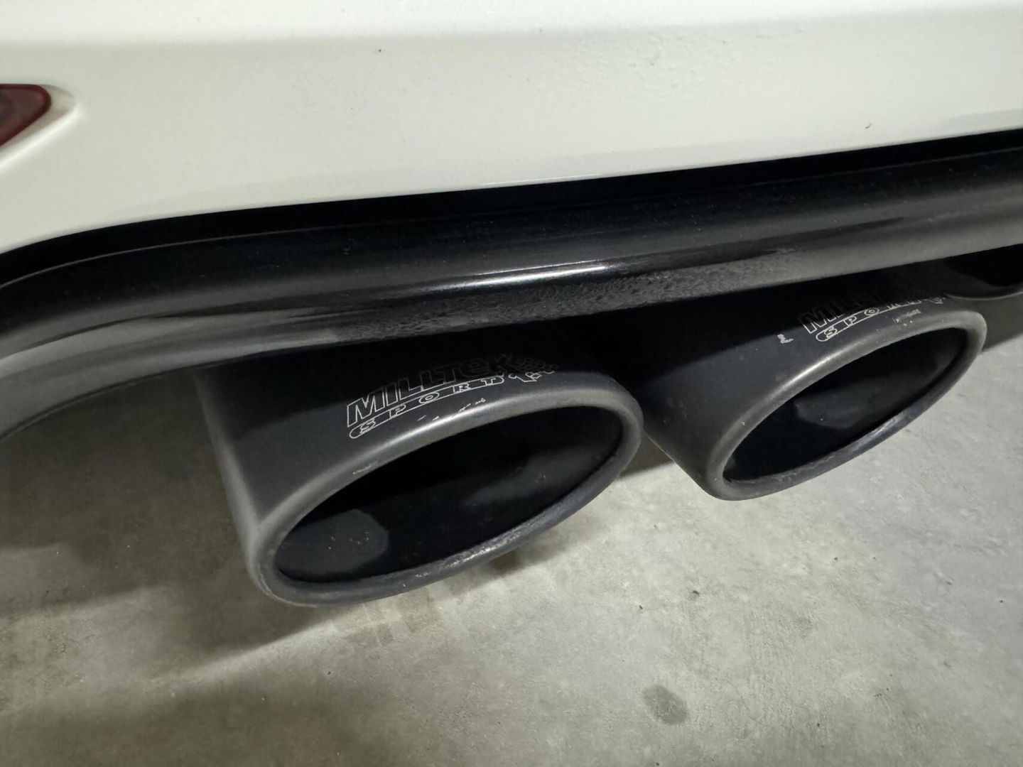 Volkswagen Golf 2.0 TSI R 4Motion Pano Virtual Miltek Leer Carplay