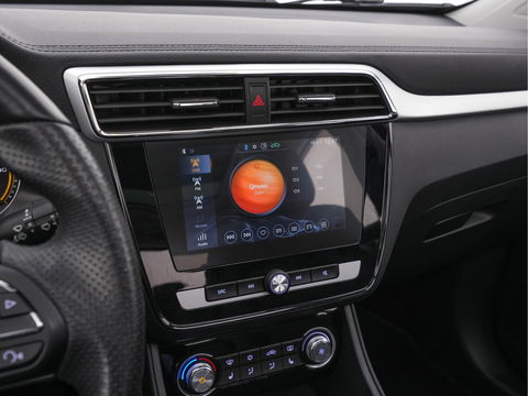 MG ZS EV Luxury 45 kWh {SOH-96%} Aut. *PANO | LUXURY-LEATHER | CCS-FASTLOADER | KEYLESS | NAVI-FULLMAP | ADAPTIVE-CRUISE | CAMERA | HEATED-SPORTSEATS | CARPLAY | BLINDSPOT | DAB | LANE-ASSIST | PRIVACY-GLASS | 17''ALU*