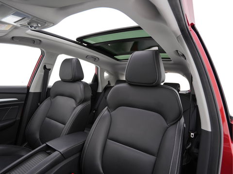 MG ZS EV Luxury 45 kWh {SOH-96%} Aut. *PANO | LUXURY-LEATHER | CCS-FASTLOADER | KEYLESS | NAVI-FULLMAP | ADAPTIVE-CRUISE | CAMERA | HEATED-SPORTSEATS | CARPLAY | BLINDSPOT | DAB | LANE-ASSIST | PRIVACY-GLASS | 17''ALU*