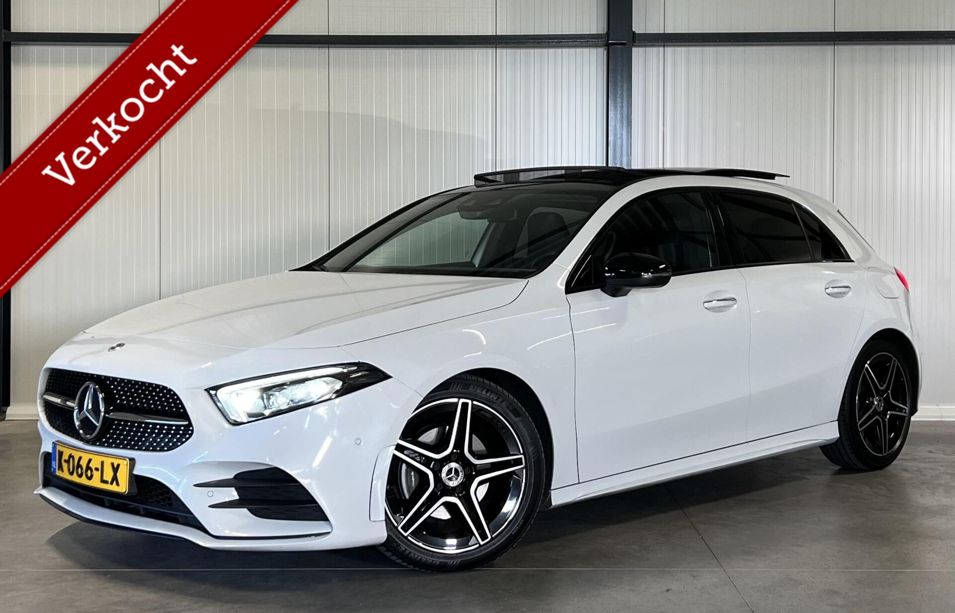 Mercedes-Benz A-Klasse 180 AMG Pano Sfeer Camera Night pakket