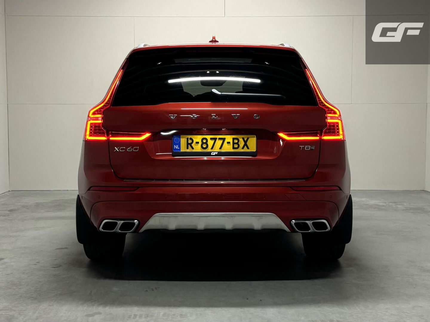 Volvo XC60 2.0 T8 Twin Engine AWD Pano Memory 360° HUD Autopilot Carplay Trekh.