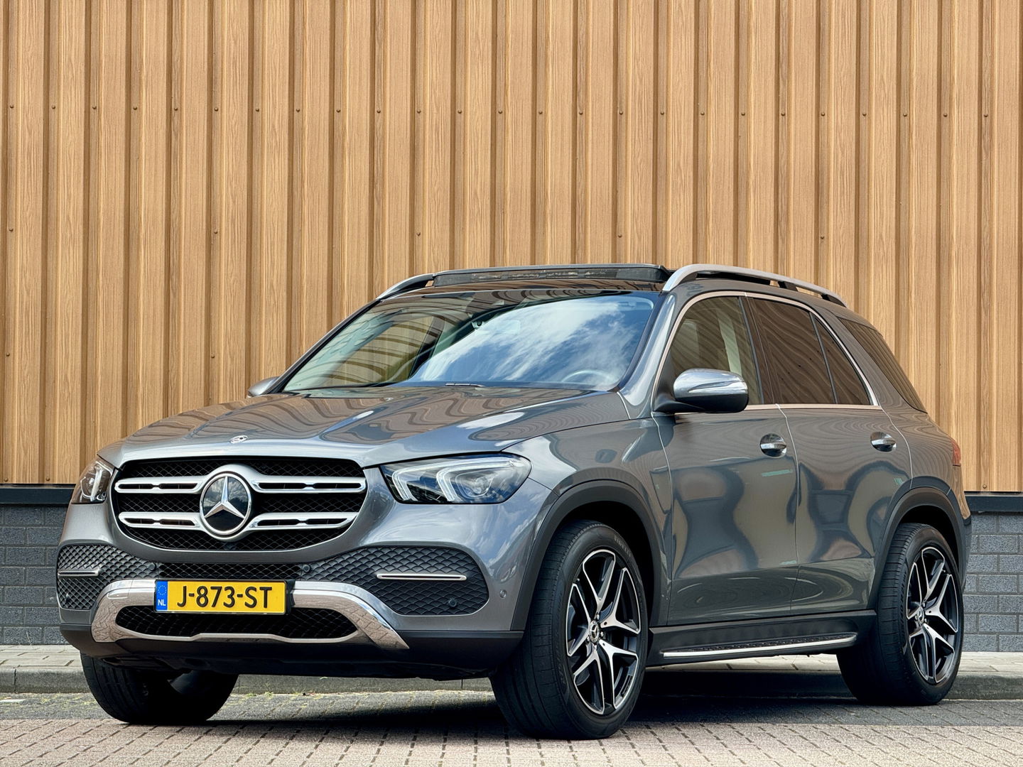 Mercedes-Benz GLE 450 4MATIC Premium Plus | 367 PK! | Panoramadak | Elektrische Stoelen + Geheugen | LED | Cruise Control | Apple Carplay | Android Auto |