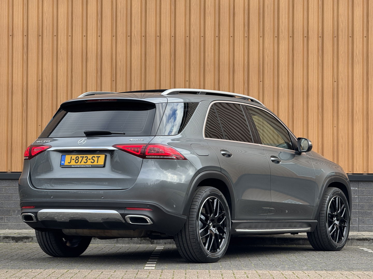 Mercedes-Benz GLE 450 4MATIC Premium Plus | 367 PK! | Panoramadak | Elektrische Stoelen + Geheugen | LED | Cruise Control | Apple Carplay | Android Auto |