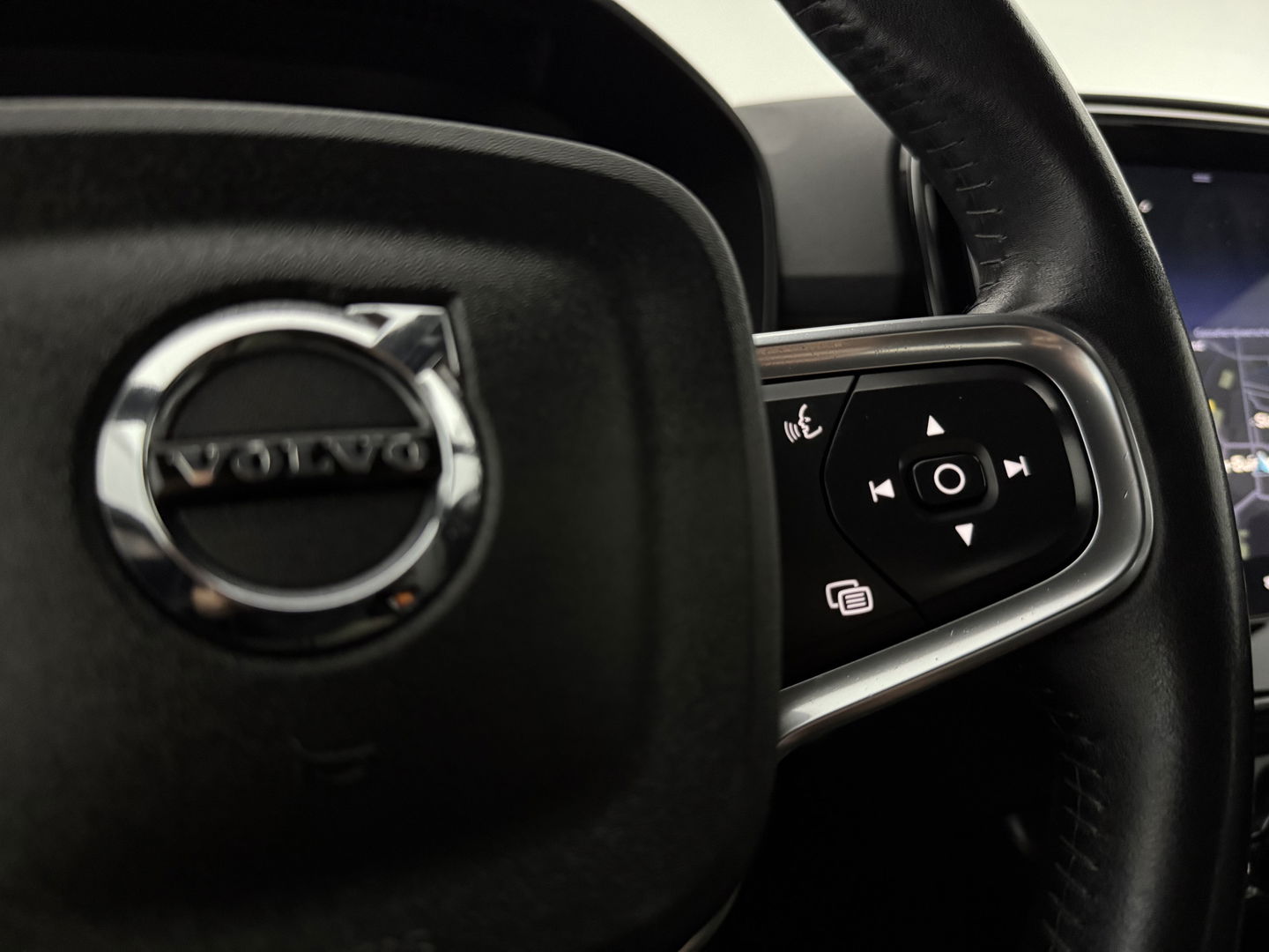 Volvo XC40 1.5 T5 Inscription | LED | Camera | Carplay | Clima | Cruise | Navi | Parkeers. Dodehoek l Trekh.