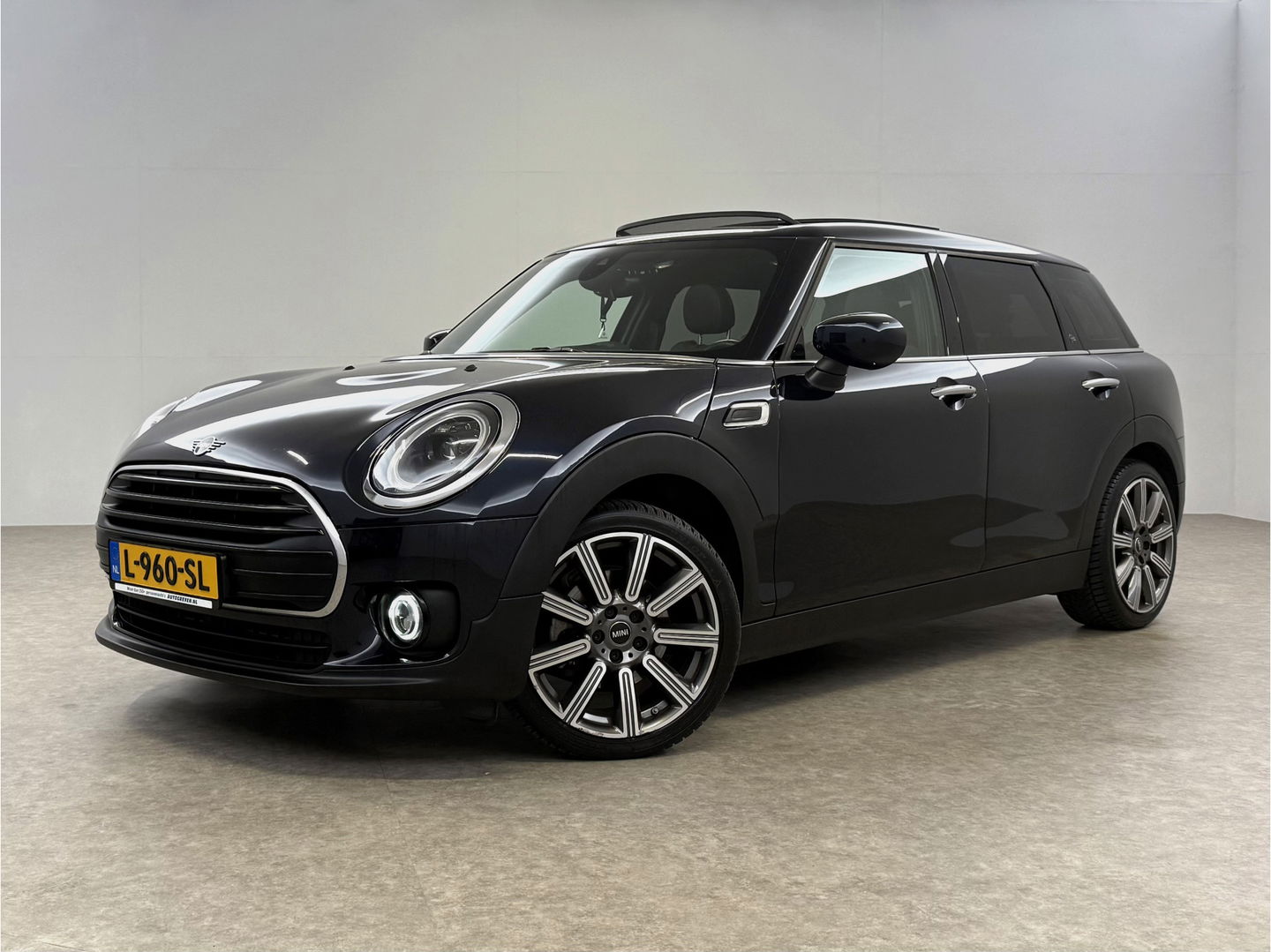 MINI Clubman 1.5 Cooper Richmond Park Edition | Pano | H/K | Virtual | Camera | Carplay | Stoelverw. | LED | NAP