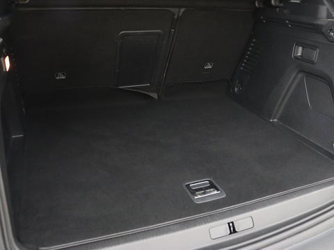Peugeot 3008 1.6 HYbrid 225 Allure Pack | Carplay | Navigatie | Camera | Cruise Control | LED Koplampen | LMV 18 |