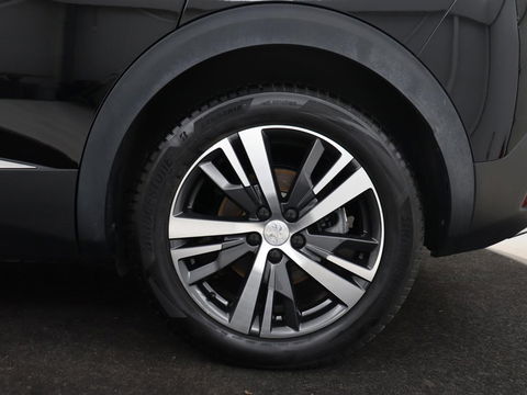 Peugeot 3008 1.6 HYbrid 225 Allure Pack | Carplay | Navigatie | Camera | Cruise Control | LED Koplampen | LMV 18 |
