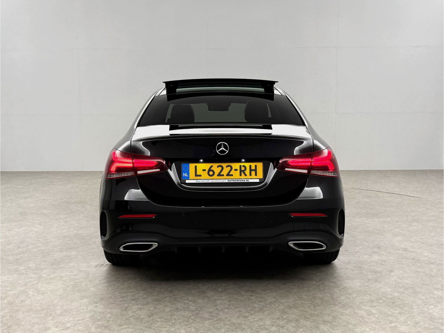 Mercedes-Benz A-Klasse 180 AMG | Pano | Sfeerverl. | Burmester | Camera | Virtual | LED | Memory l NAP