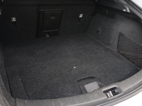 Polestar 2 Long Range Single Motor 78 kWh | Panoramadak | Harman/Kardon Audio | Carplay | Stoelverwarming | Camera | LED koplampen | LMV 19 |