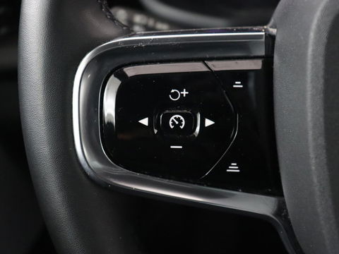 Polestar 2 Long Range Single Motor 78 kWh | Panoramadak | Harman/Kardon Audio | Carplay | Stoelverwarming | Camera | LED koplampen | LMV 19 |