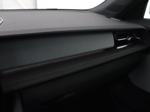 Polestar 2 Long Range Single Motor 78 kWh | Panoramadak | Harman/Kardon Audio | Carplay | Stoelverwarming | Camera | LED koplampen | LMV 19 |