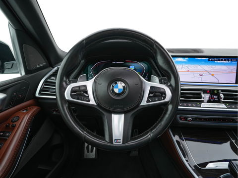 BMW X5 M50d High Executive M-Sportpack Aut. *PANO | HEAD-UP | DESIGN-LEATHER | LASER-LIGHT | TOP-VIEW | HARMAN/KARDON | MEMORY-PACK | DIGI-COCKPIT | DAB+ | HEATED-COMFORTSEATS | NAVI-FULLMAP | KEYLESS | TOWBAR | 21''ALU*