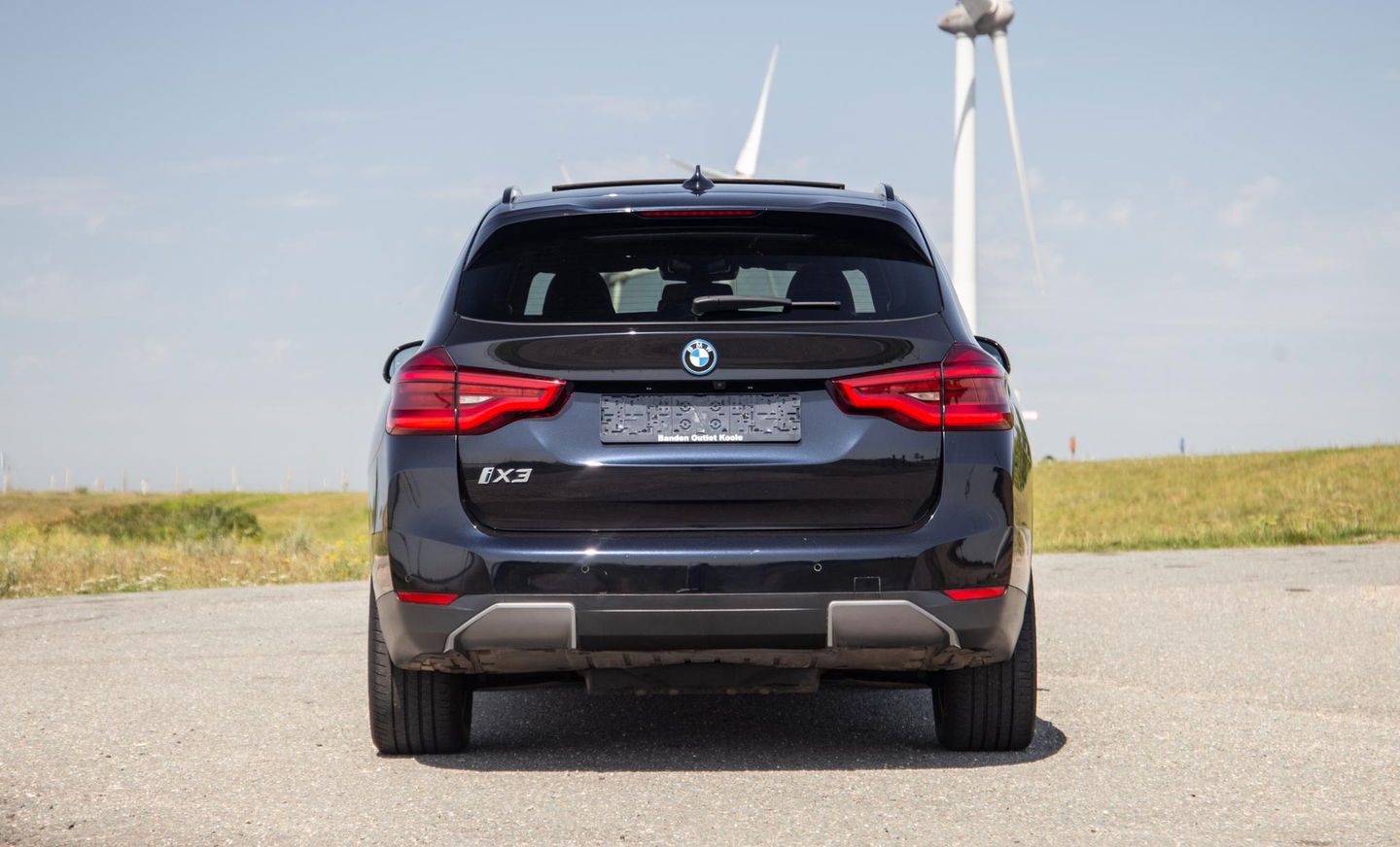 BMW iX3 High Executive 80 kWh PANORAMADAK / CARPLAY / BRUIN LEER / NAVI