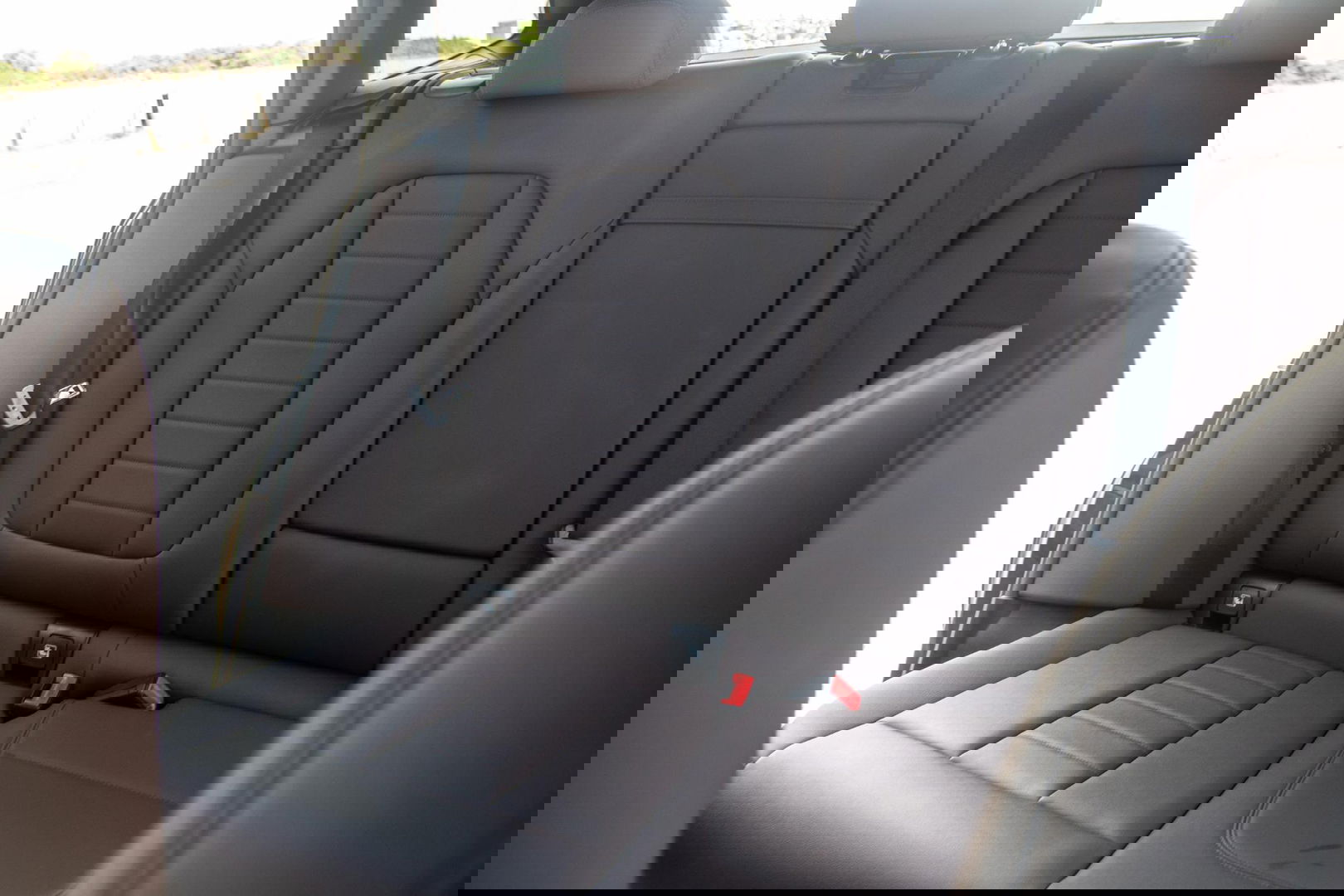 BMW iX3 High Executive 80 kWh PANORAMADAK / CARPLAY / BRUIN LEER / NAVI