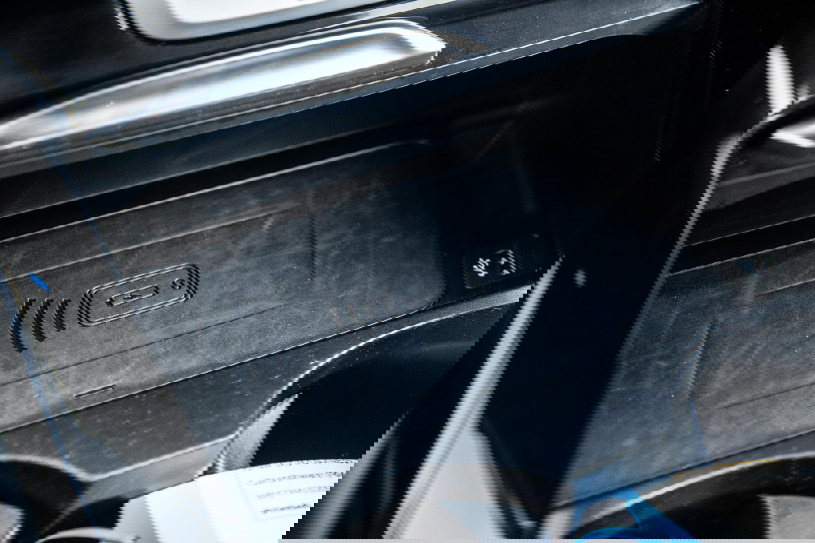 BMW iX3 High Executive 80 kWh PANORAMADAK / CARPLAY / BRUIN LEER / NAVI