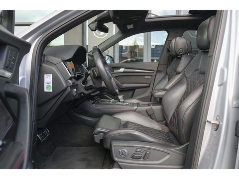 Audi SQ5 3.0 TFSI 354pk Quattro Panoramadak Luchtvering RS stoelen Trekhaak Head-up Bang&Olufsen BOMVOL Black pack