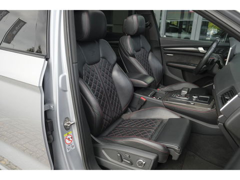 Audi SQ5 3.0 TFSI 354pk Quattro Panoramadak Luchtvering RS stoelen Trekhaak Head-up Bang&Olufsen BOMVOL Black pack