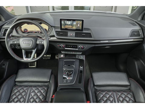 Audi SQ5 3.0 TFSI 354pk Quattro Panoramadak Luchtvering RS stoelen Trekhaak Head-up Bang&Olufsen BOMVOL Black pack
