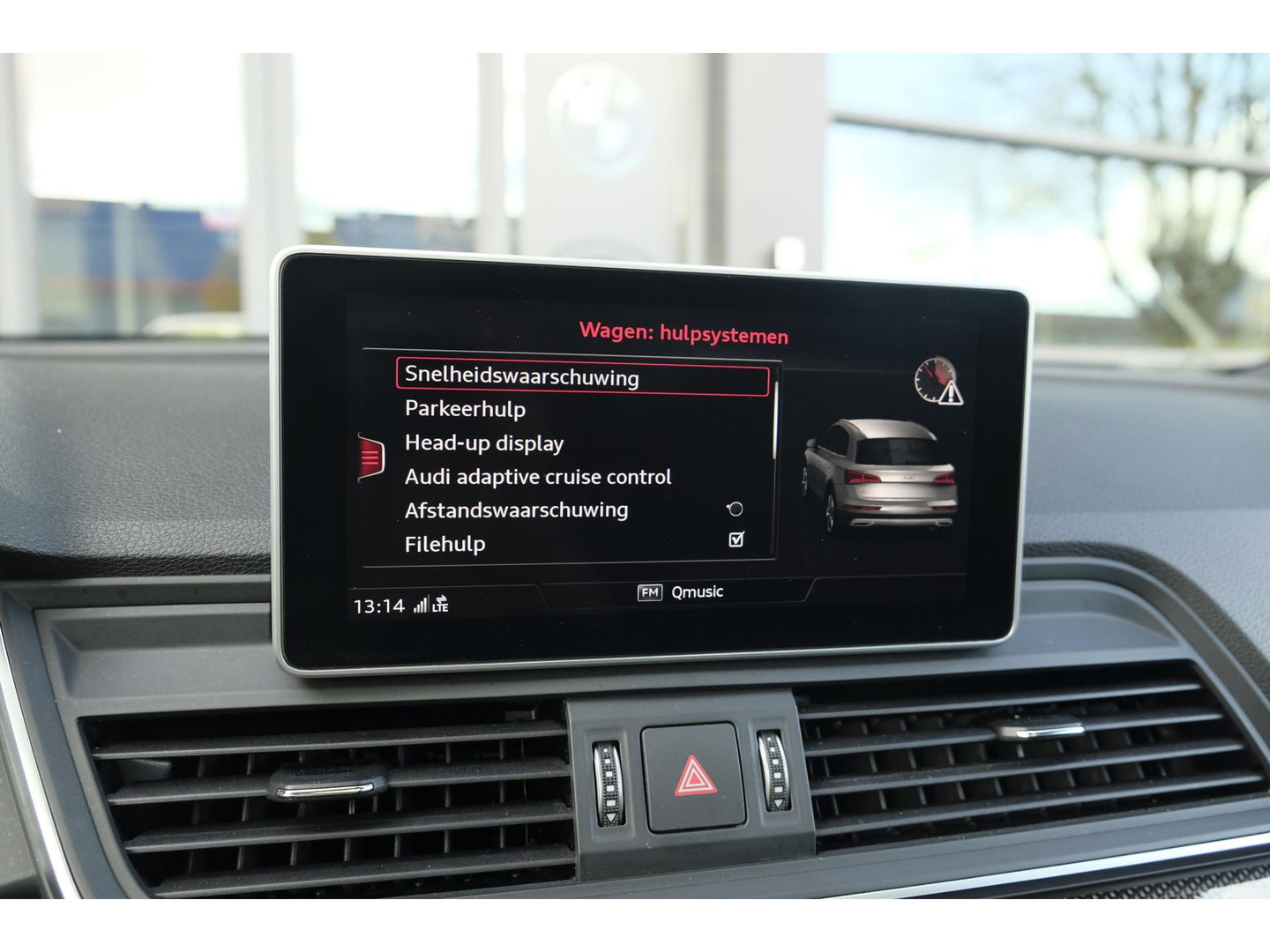 Audi SQ5 3.0 TFSI 354pk Quattro Panoramadak Luchtvering RS stoelen Trekhaak Head-up Bang&Olufsen BOMVOL Black pack