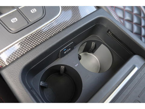 Audi SQ5 3.0 TFSI 354pk Quattro Panoramadak Luchtvering RS stoelen Trekhaak Head-up Bang&Olufsen BOMVOL Black pack