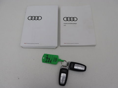 Audi A3 Sportback 40 TFSI e Edition | Leder | Carplay | Navigatie | Stoelverwarming | Cruise Control Adaptief | LMV 16 |