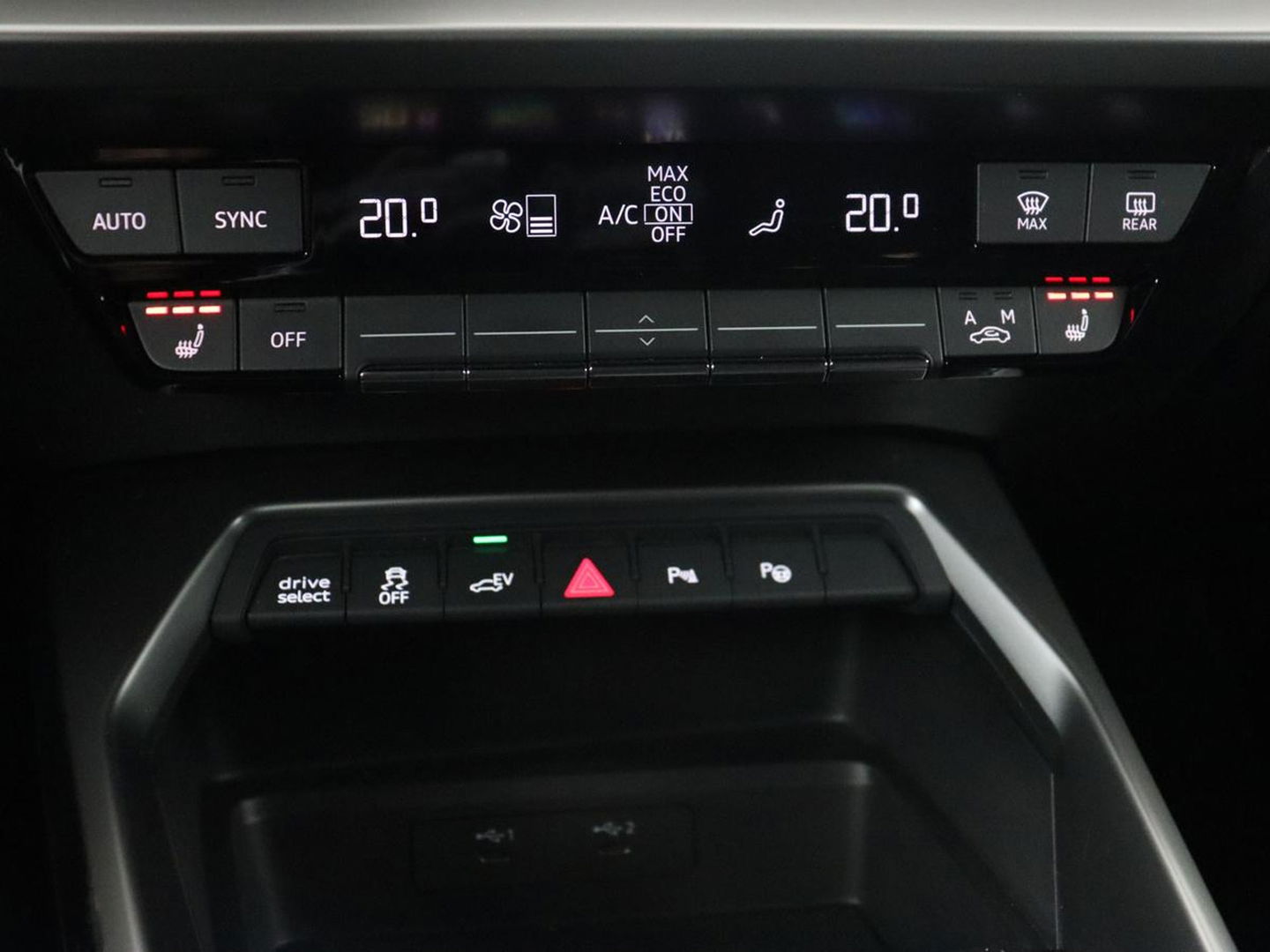 Audi A3 Sportback 40 TFSI e Edition | Leder | Carplay | Navigatie | Stoelverwarming | Cruise Control Adaptief | LMV 16 |
