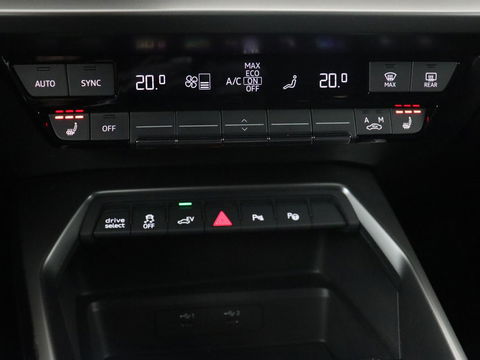Audi A3 Sportback 40 TFSI e Edition | Leder | Carplay | Navigatie | Stoelverwarming | Cruise Control Adaptief | LMV 16 |