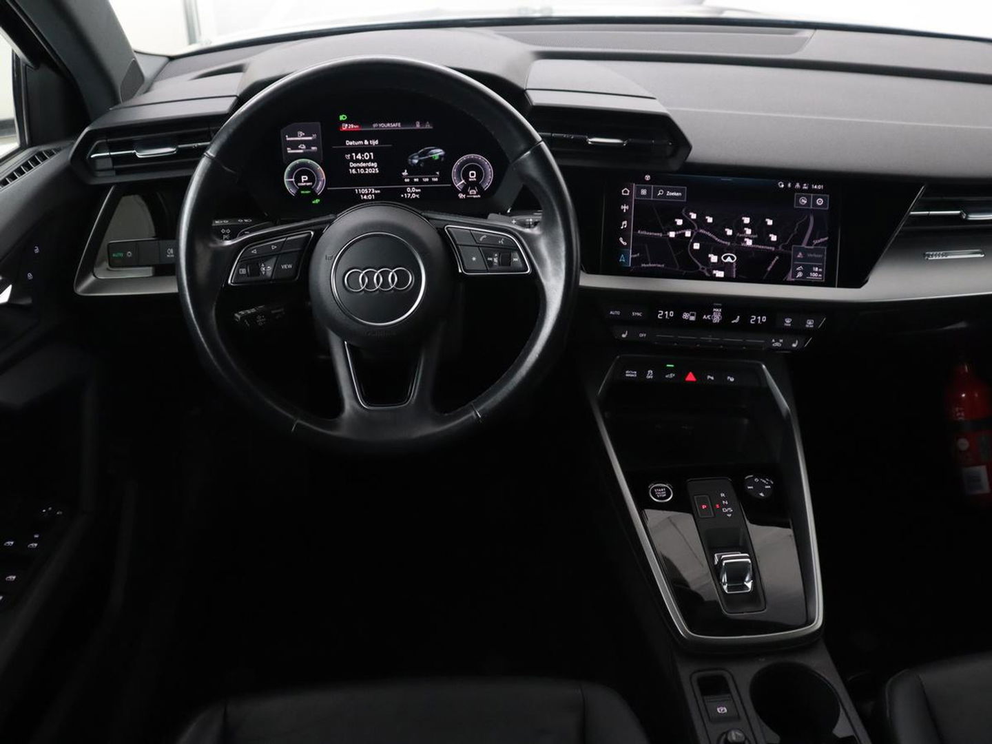 Audi A3 Sportback 40 TFSI e Edition | Leder | Carplay | Navigatie | Stoelverwarming | Cruise Control Adaptief | LMV 16 |