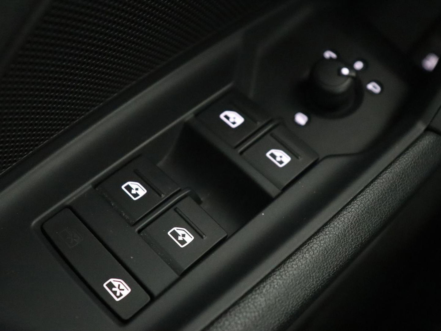Audi A3 Sportback 40 TFSI e Edition | Leder | Carplay | Navigatie | Stoelverwarming | Cruise Control Adaptief | LMV 16 |