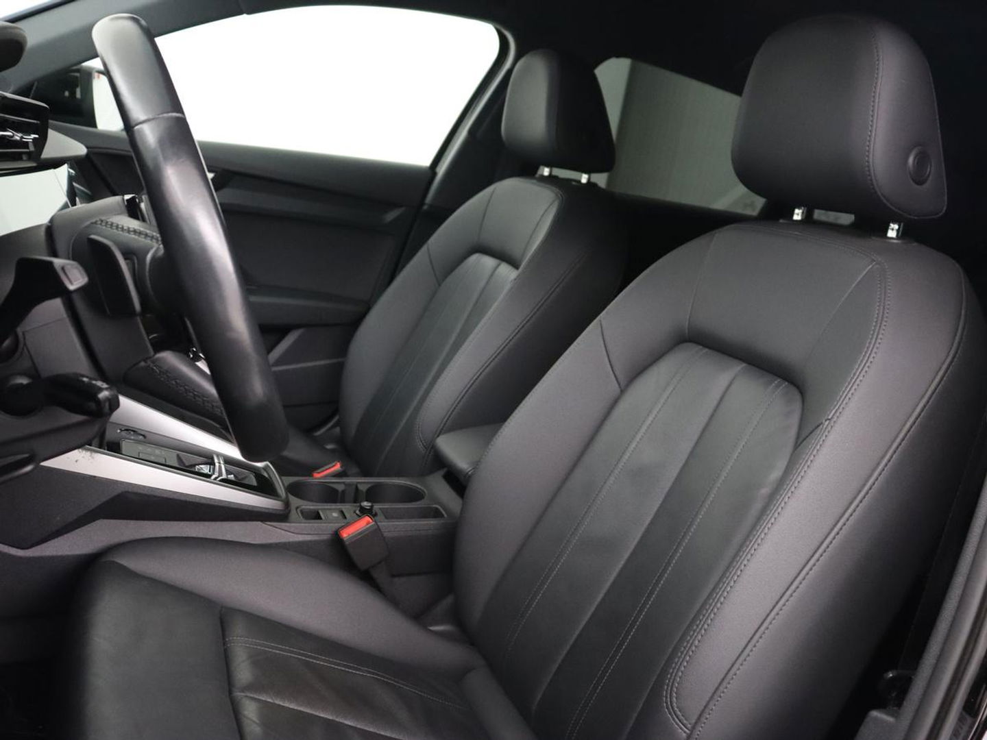 Audi A3 Sportback 40 TFSI e Edition | Leder | Carplay | Navigatie | Stoelverwarming | Cruise Control Adaptief | LMV 16 |