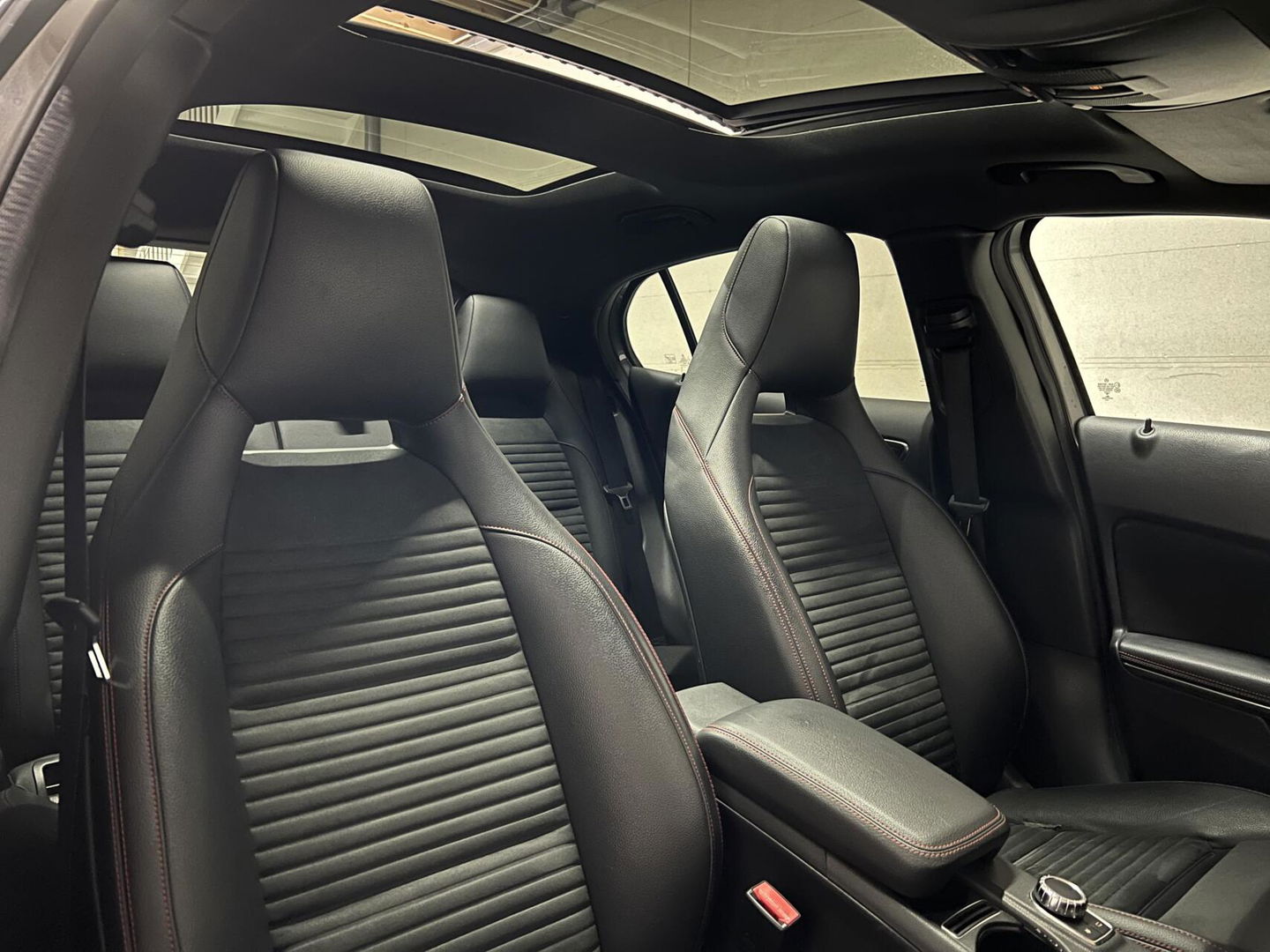 Mercedes-Benz GLA 180 AMG Pano H/K Memory Leer Cruise Clima NAP