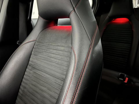 Mercedes-Benz GLA 180 AMG Pano H/K Memory Leer Cruise Clima NAP