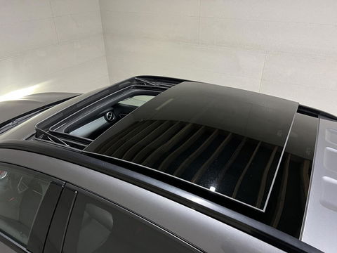 Mercedes-Benz GLA 180 AMG Pano H/K Memory Leer Cruise Clima NAP