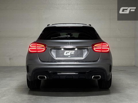 Mercedes-Benz GLA 180 AMG Pano H/K Memory Leer Cruise Clima NAP