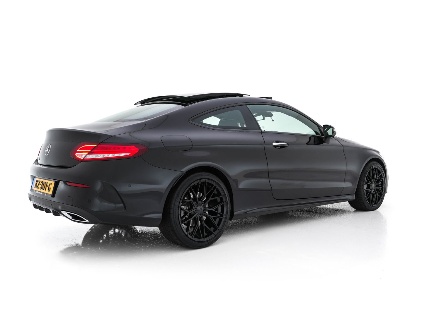 Mercedes-Benz C-Klasse Coupé 250 d Prestige AMG Aut. *PANO | LUXURY-LEATHER | MULTI-BEAM-LED | KEYLESS | CAMERA | NAVI-FULLMAP | HEATED-SPORTSEATS | AMBIENT-LIGHT | ECC | PDC | CRUISE | 18''ALU*