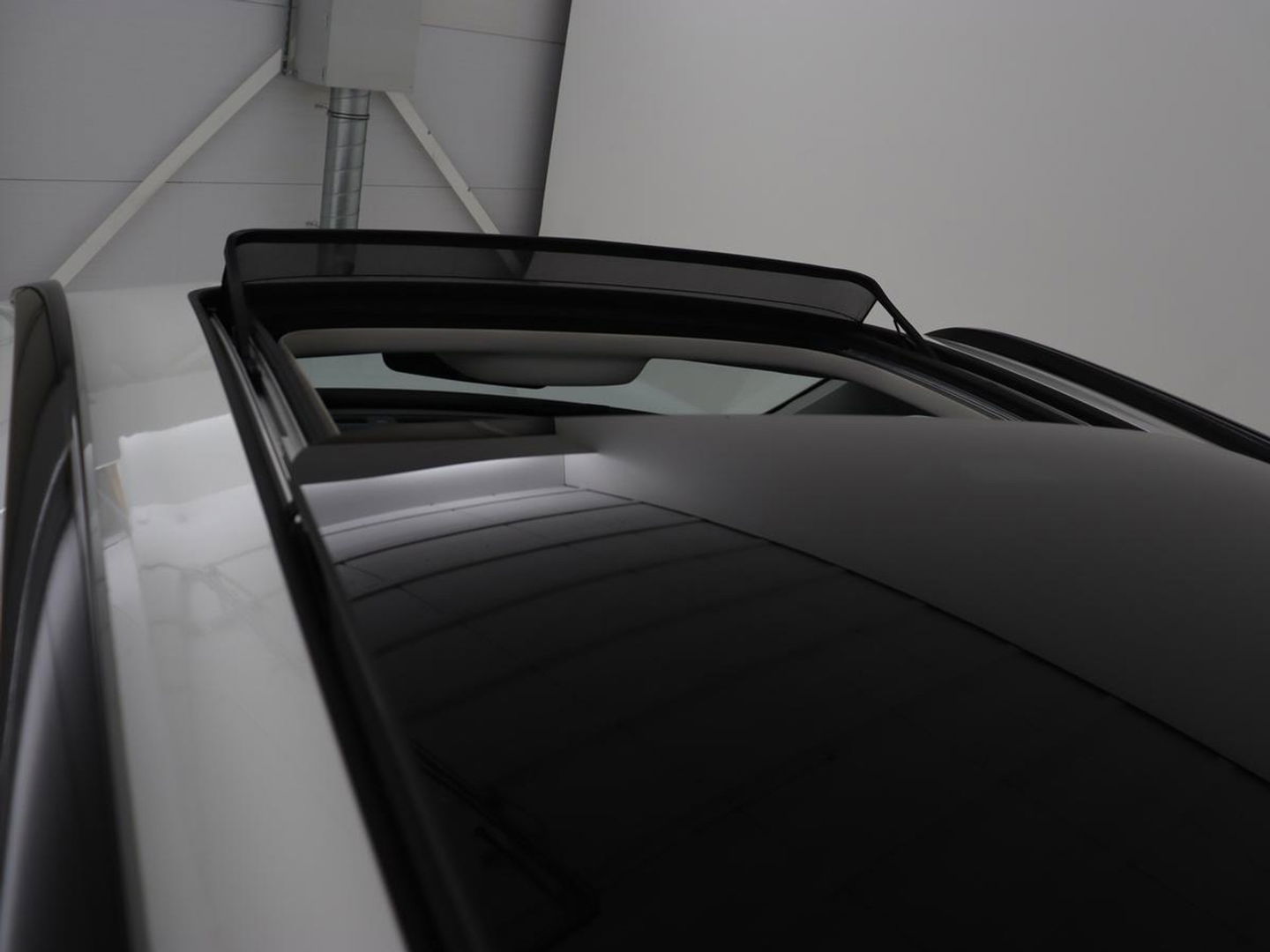 MG Marvel R Luxury 70 kWh | Trekhaak | Panorama | 360 Camera | Cruise Control Adaptief | Navigatie | Carplay | Stoelverwarming | LMC 19 |