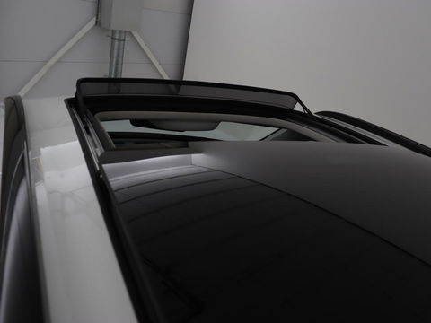 MG Marvel R Luxury 70 kWh | Trekhaak | Panorama | 360 Camera | Cruise Control Adaptief | Navigatie | Carplay | Stoelverwarming | LMC 19 |
