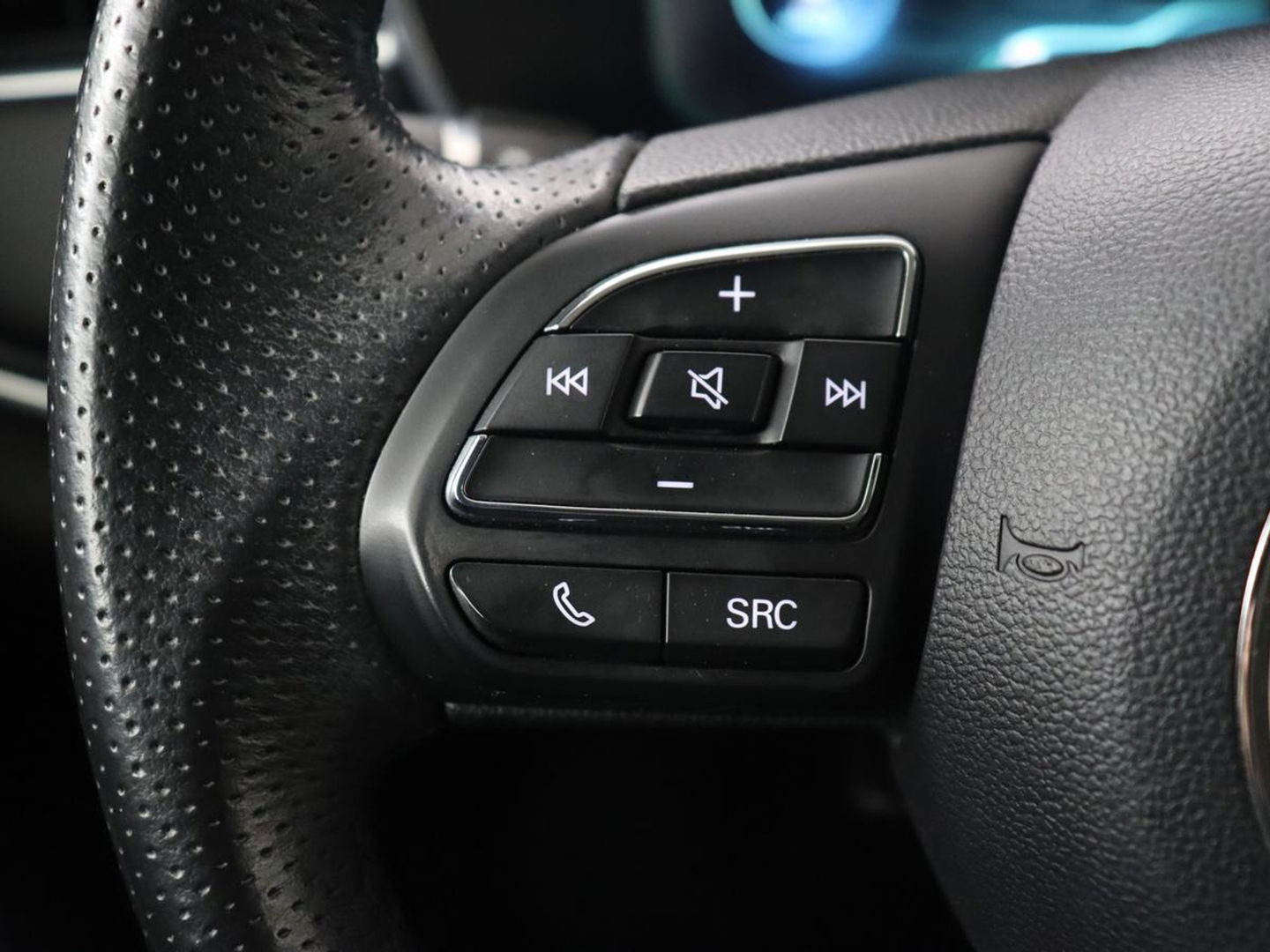MG Marvel R Luxury 70 kWh | Trekhaak | Panorama | 360 Camera | Cruise Control Adaptief | Navigatie | Carplay | Stoelverwarming | LMC 19 |